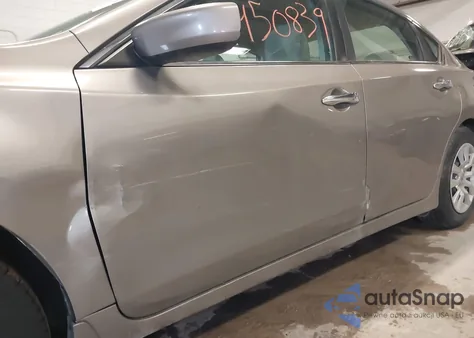 2014 Nissan Altima 2.5 S z USA, uszkodzony, nr VIN 1N4AL3AP6EC295531